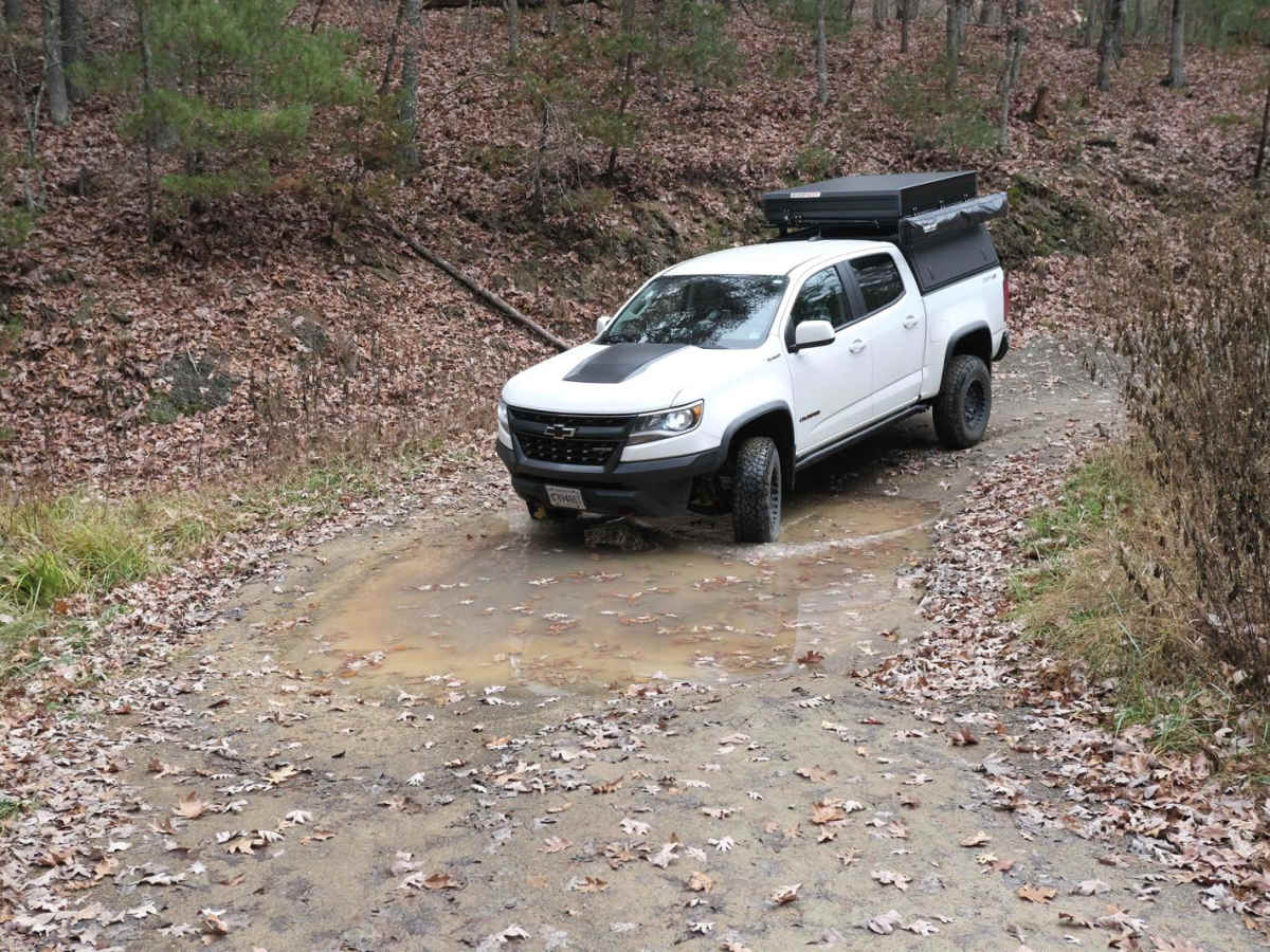 Pond Lick Road trail photo