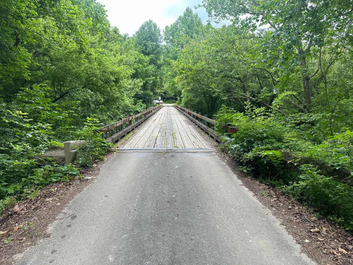 White Oak Branch Road - Horse Lick Creek trail photo
