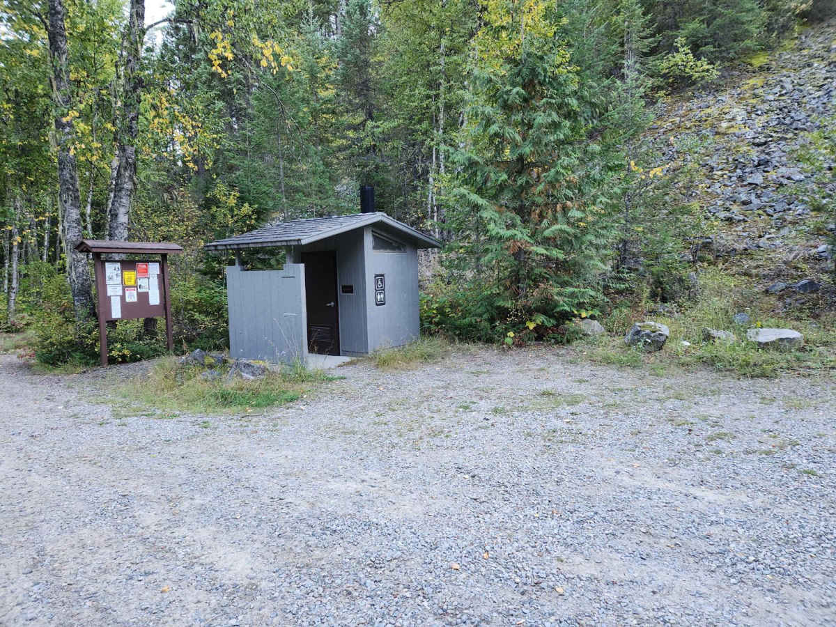 Solomon Lake photo 4