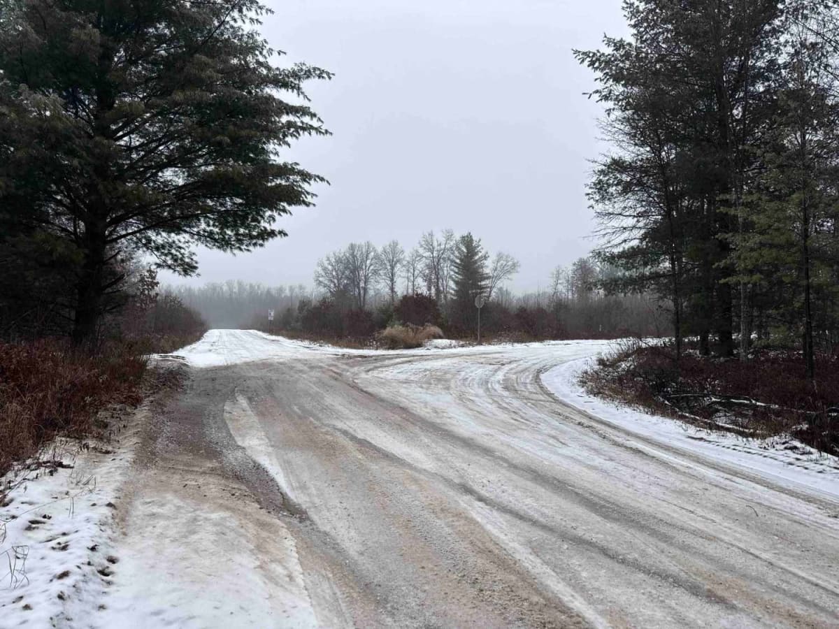 Center Fireline Trail photo 4