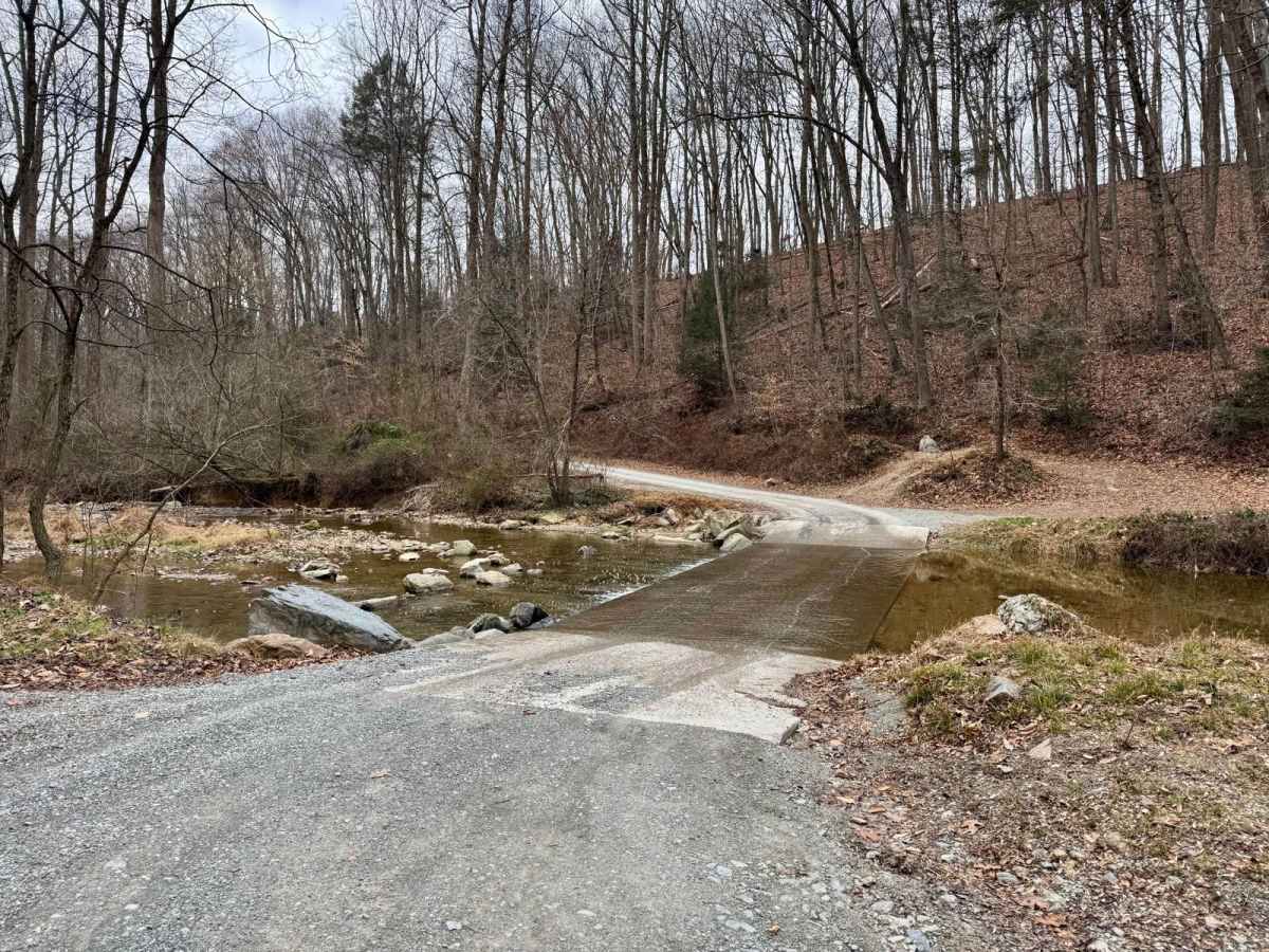 Fishing Creek to Hawk Point photo 6