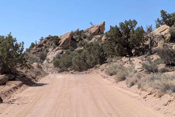 Notom - Bullfrog Road South