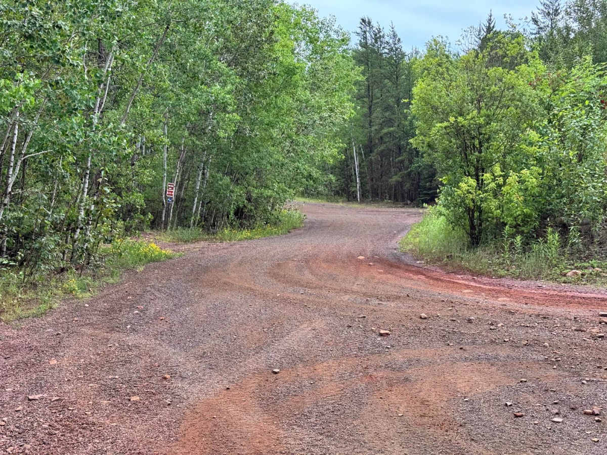 Petit Road trail photo