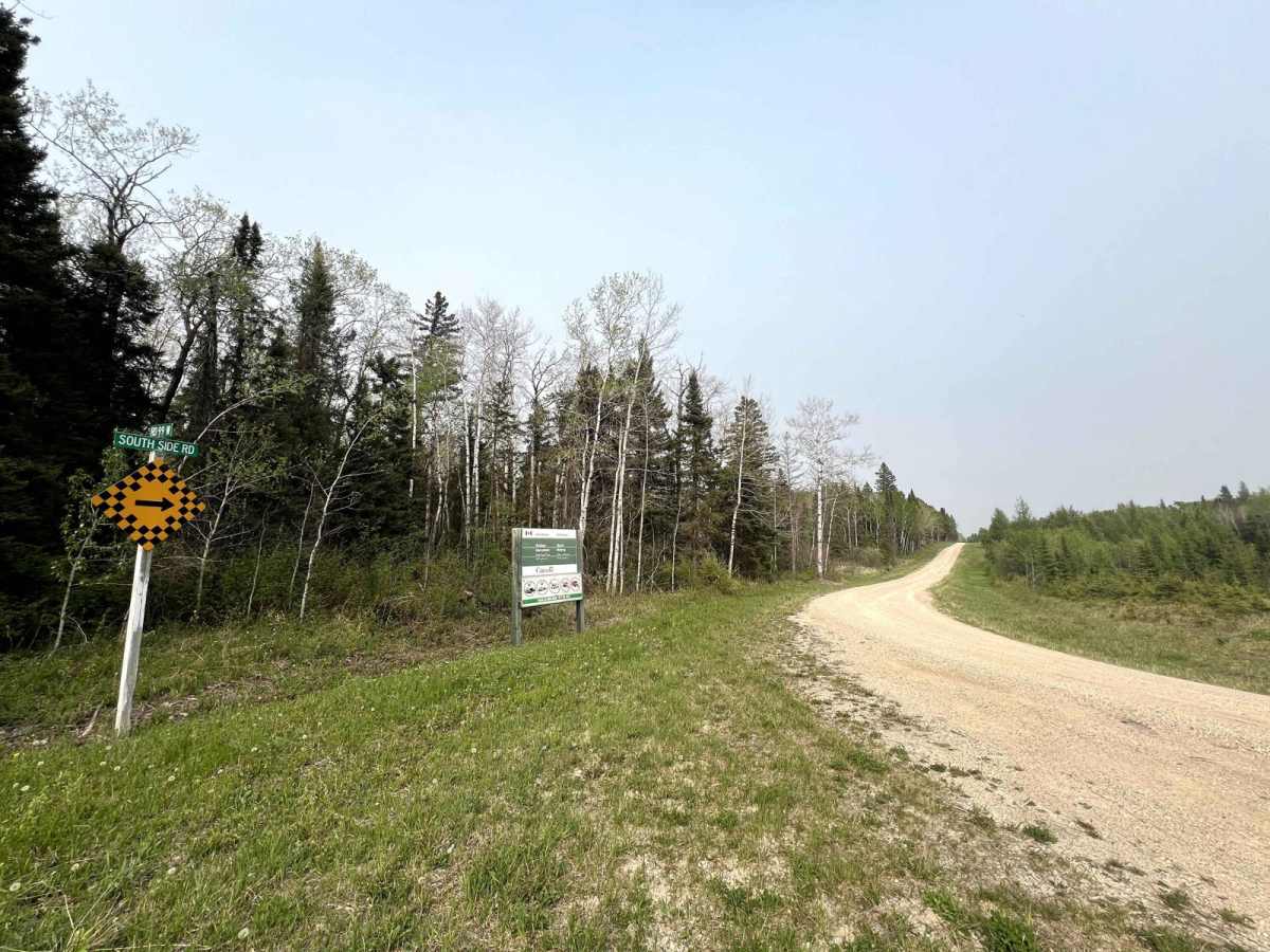 Rolling River Road trail photo