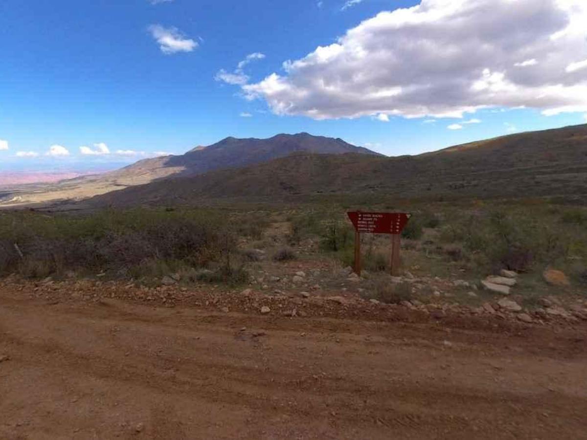 Trachyte Ranch Road - BLM14000 photo 2