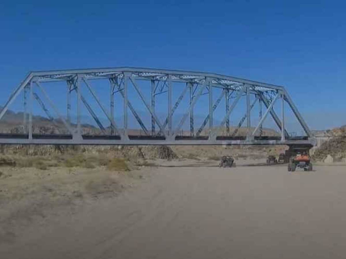 Afton Canyon to the Mojave Megaphone photo 2