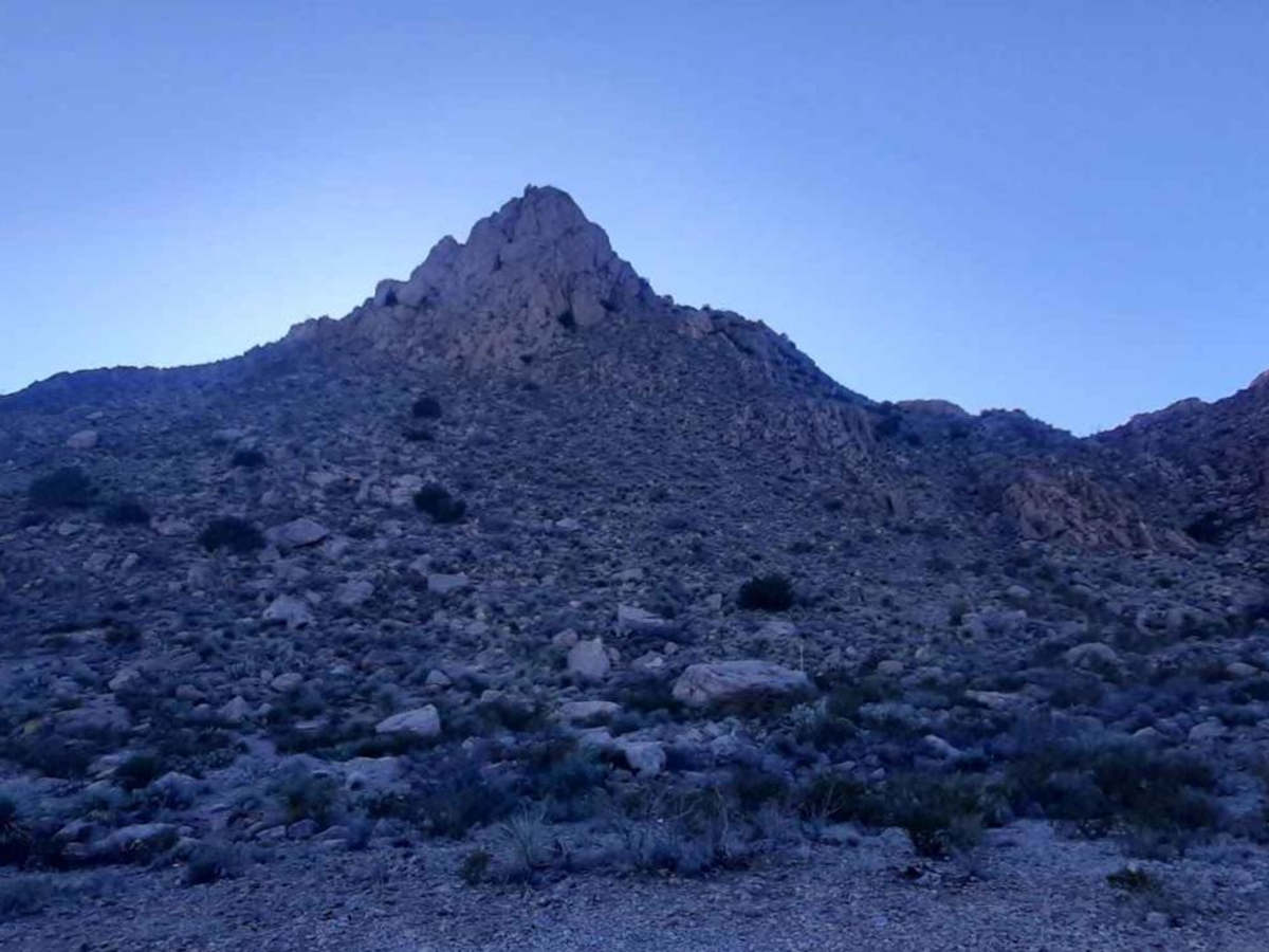 Nalgas Rock Overlook via Powerline Road photo 2