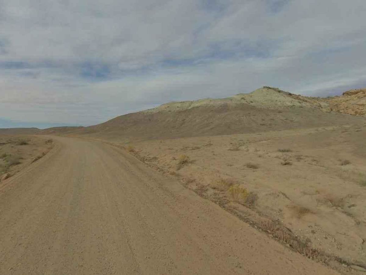 Crystal Geyser Road -Grand CR150 photo 6