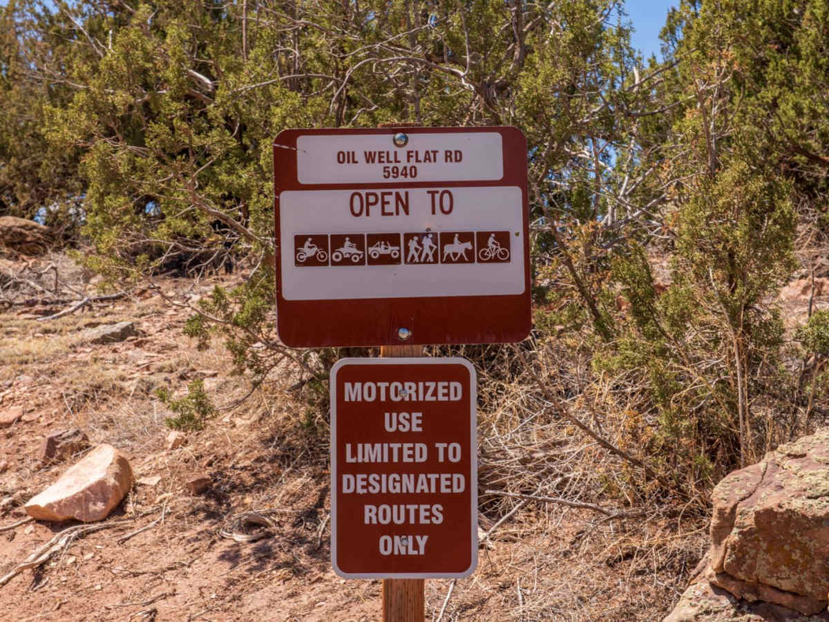 Oil well Flats RD BLM  5941 trail photo