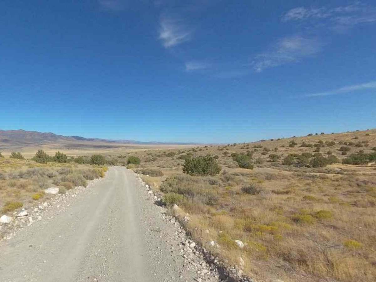 Slow Elk Road-JC8122901 photo 6