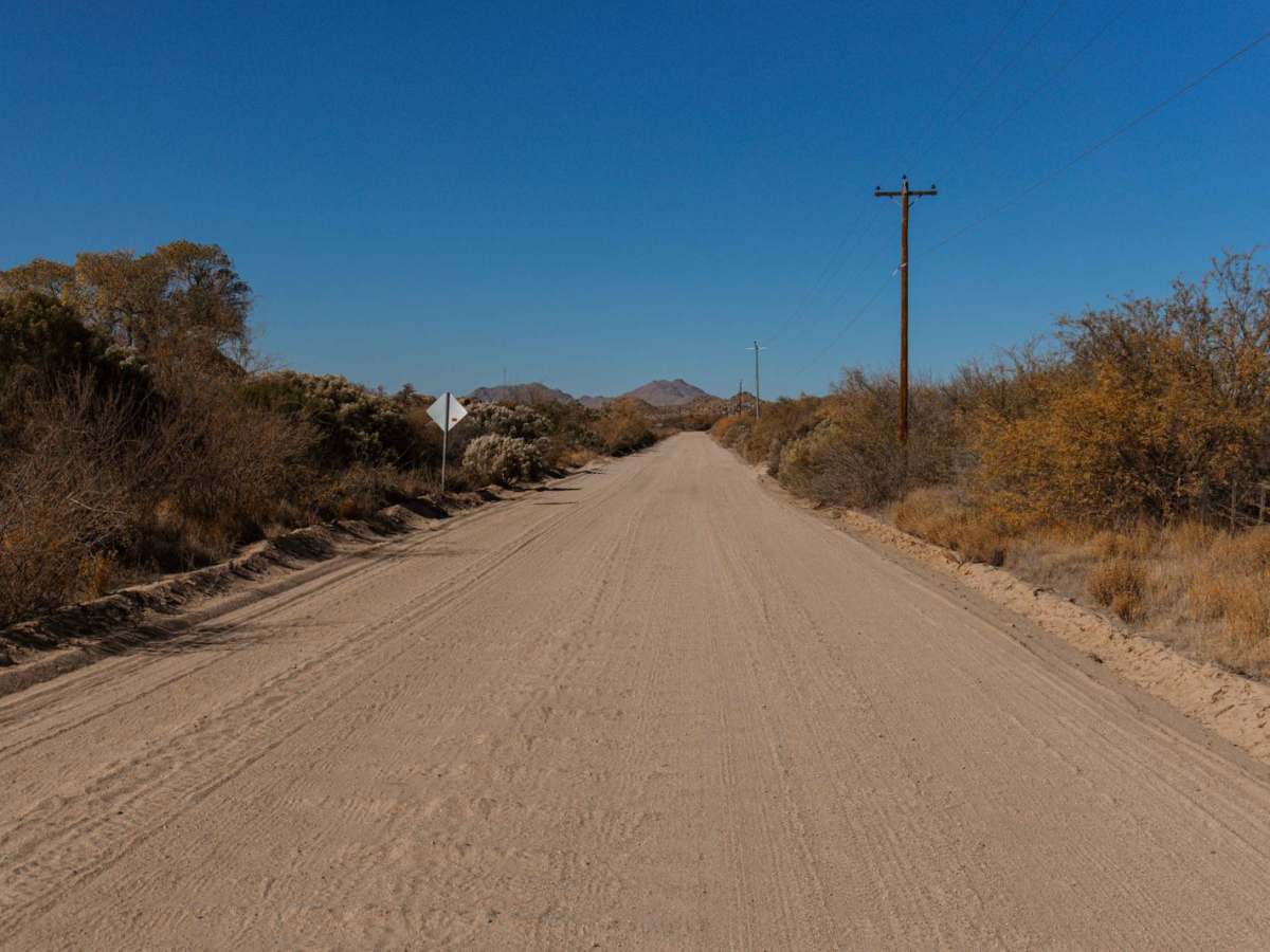 Date Creek Road photo 3