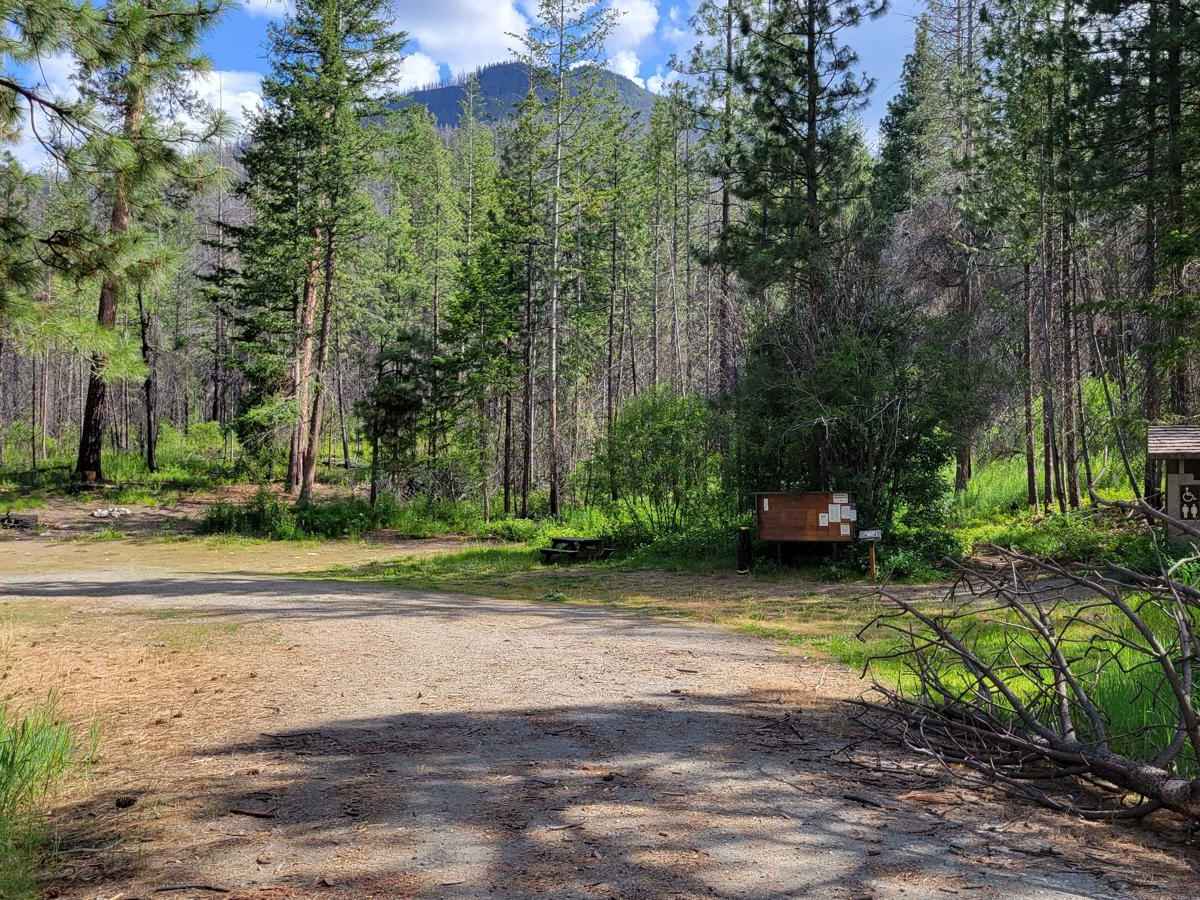 Eagle Creek Trailhead - FR 4420 80 photo 5