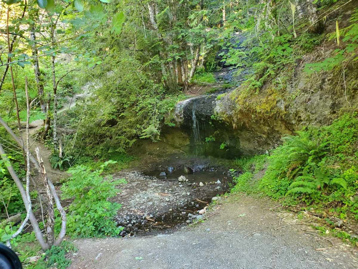 Forgotten Waterfall Cliffside Lolo Pass photo 4