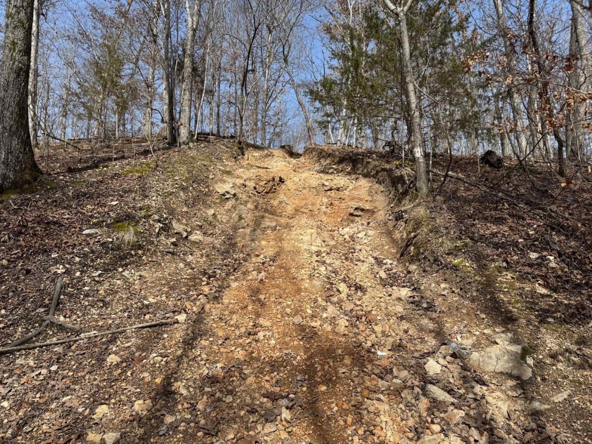 Red 373 trail photo