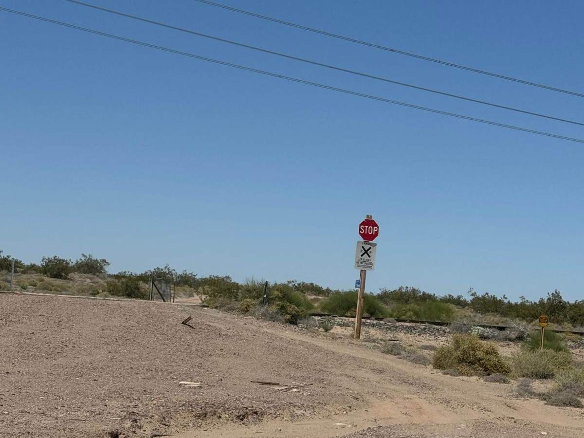 AZ Peace Trail Salome to Yuma photo 2