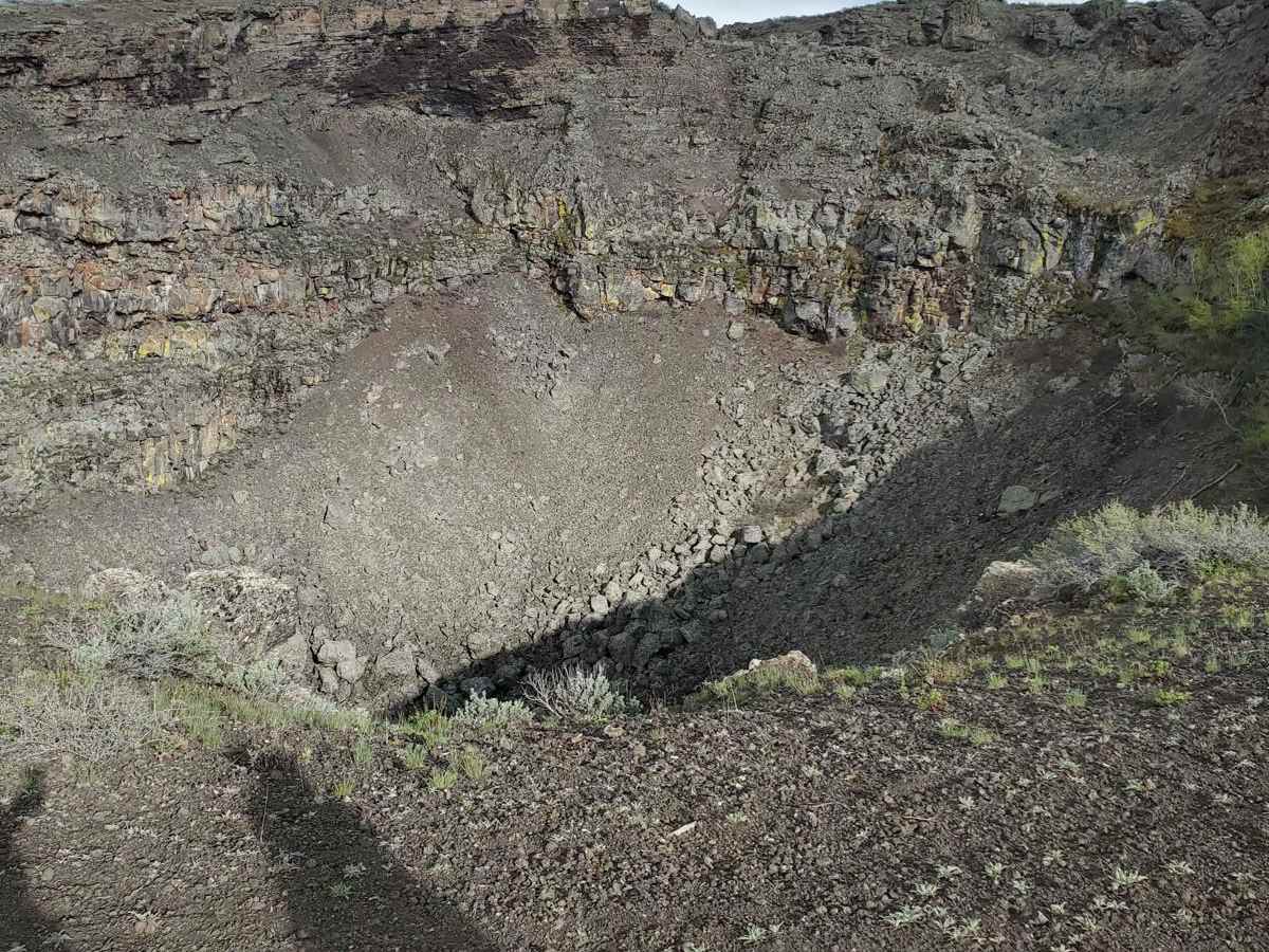 Collapsed Lava Dome Trail trail photo