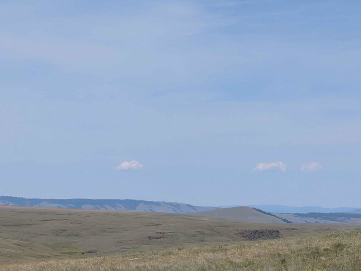 Endless Prarie Road 697 photo 6