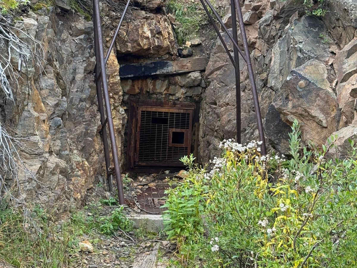 Montana Mine photo 2