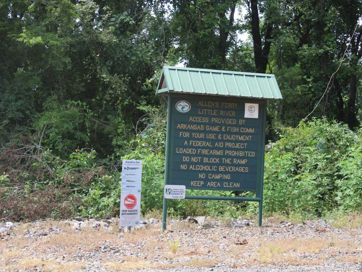 Allen's Ferry Road trail photo