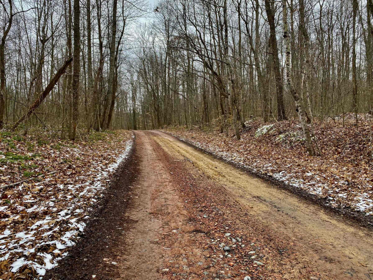 CR 25/2 - Beury Mountain Road photo 3