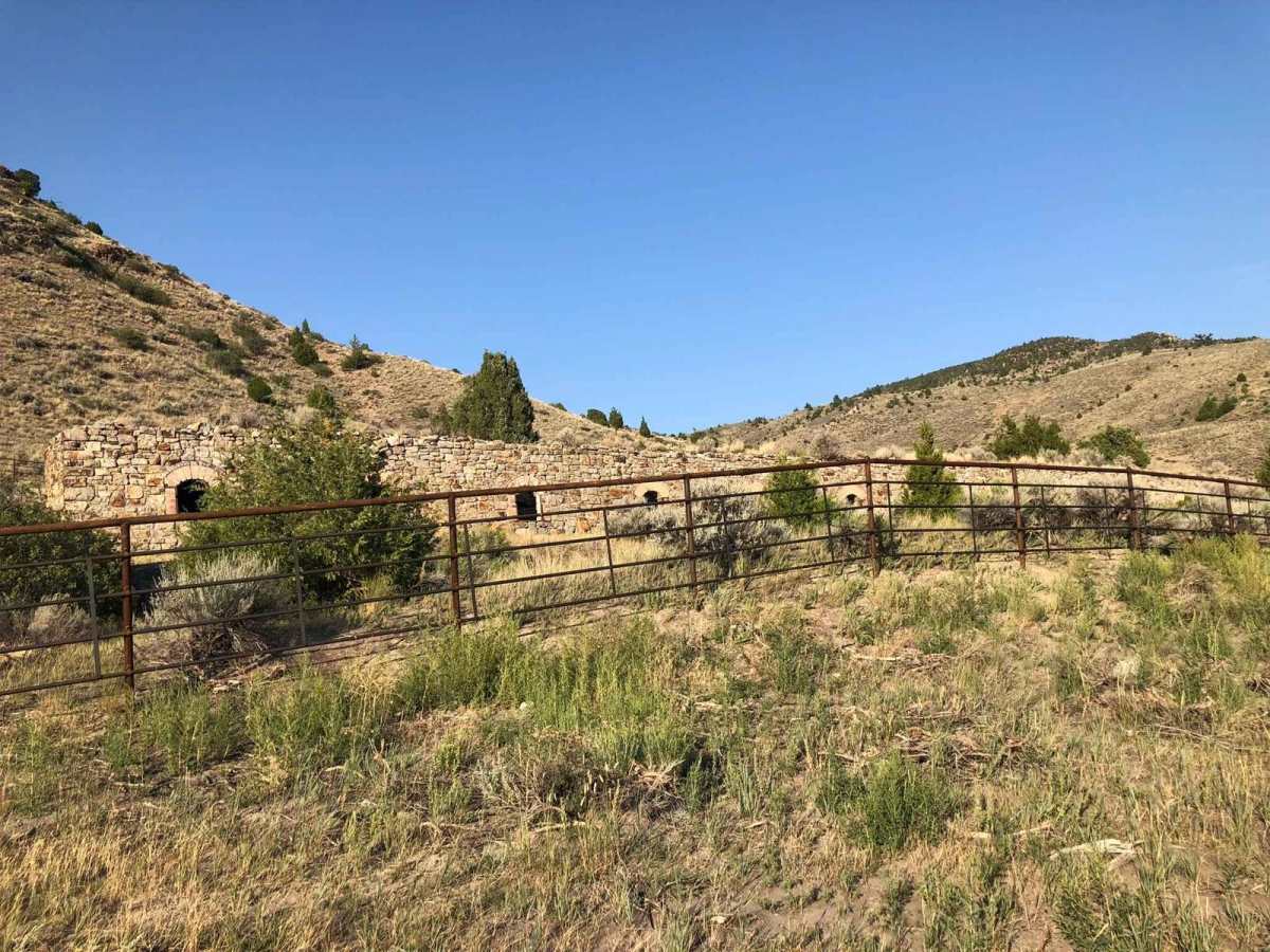 Lombard Coke Ovens trail photo