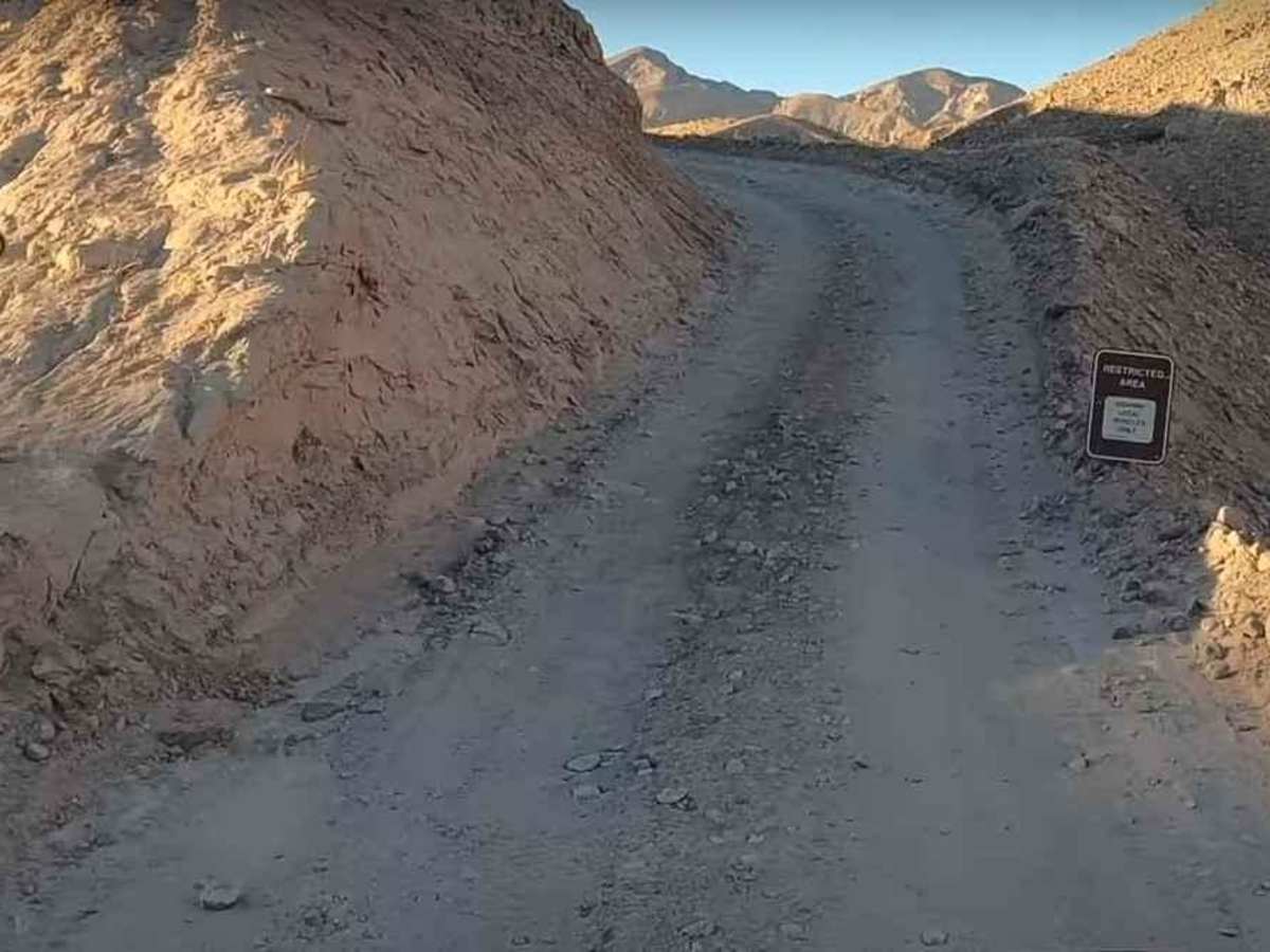 Calcite Mine Road photo 5