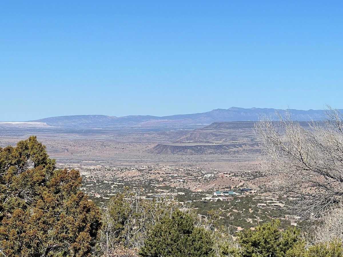 Tunnel Springs Road photo 2