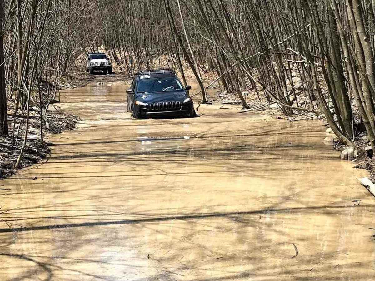 25 trail photo