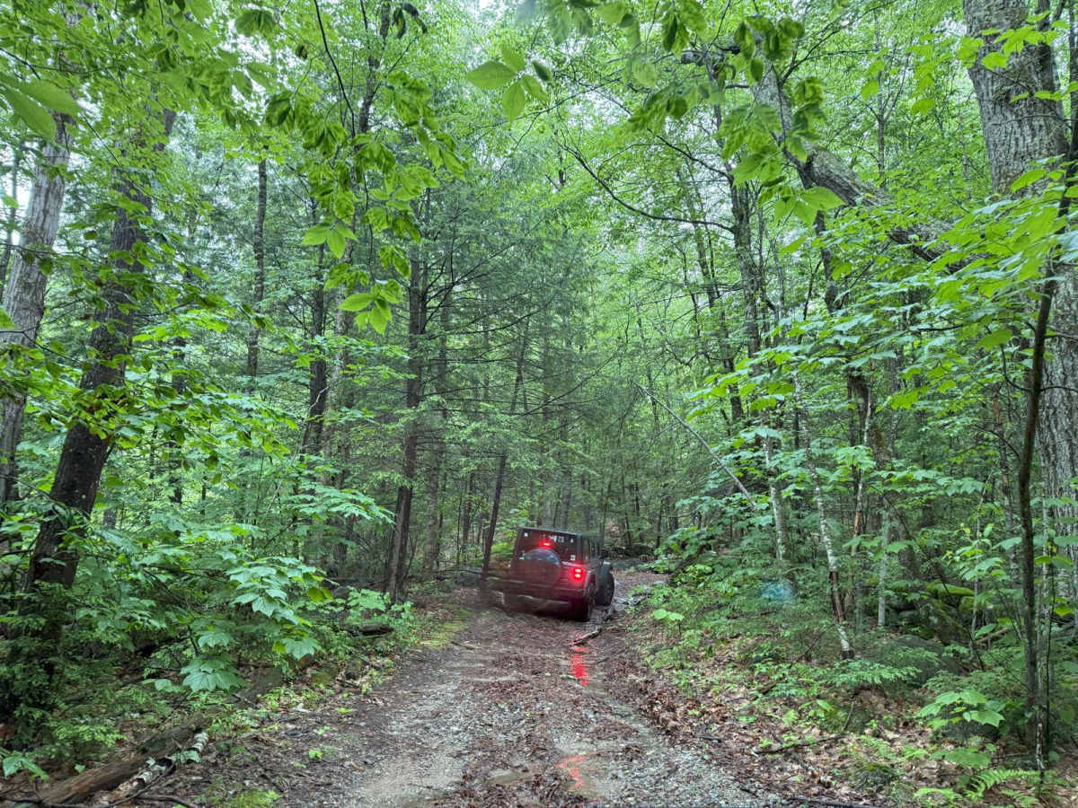 Brimstone Corner Road photo 2