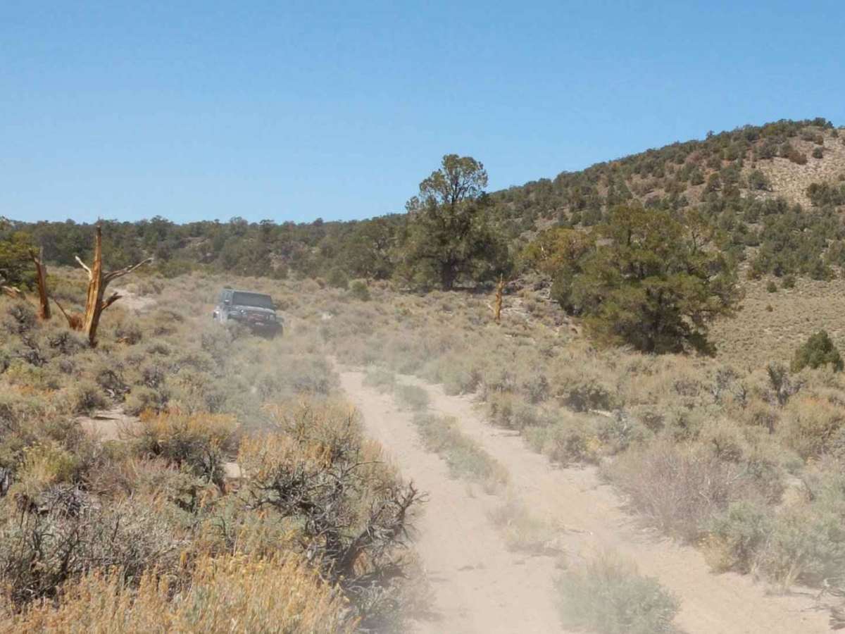Adobe Valley to Little Huntoon Valley photo 6
