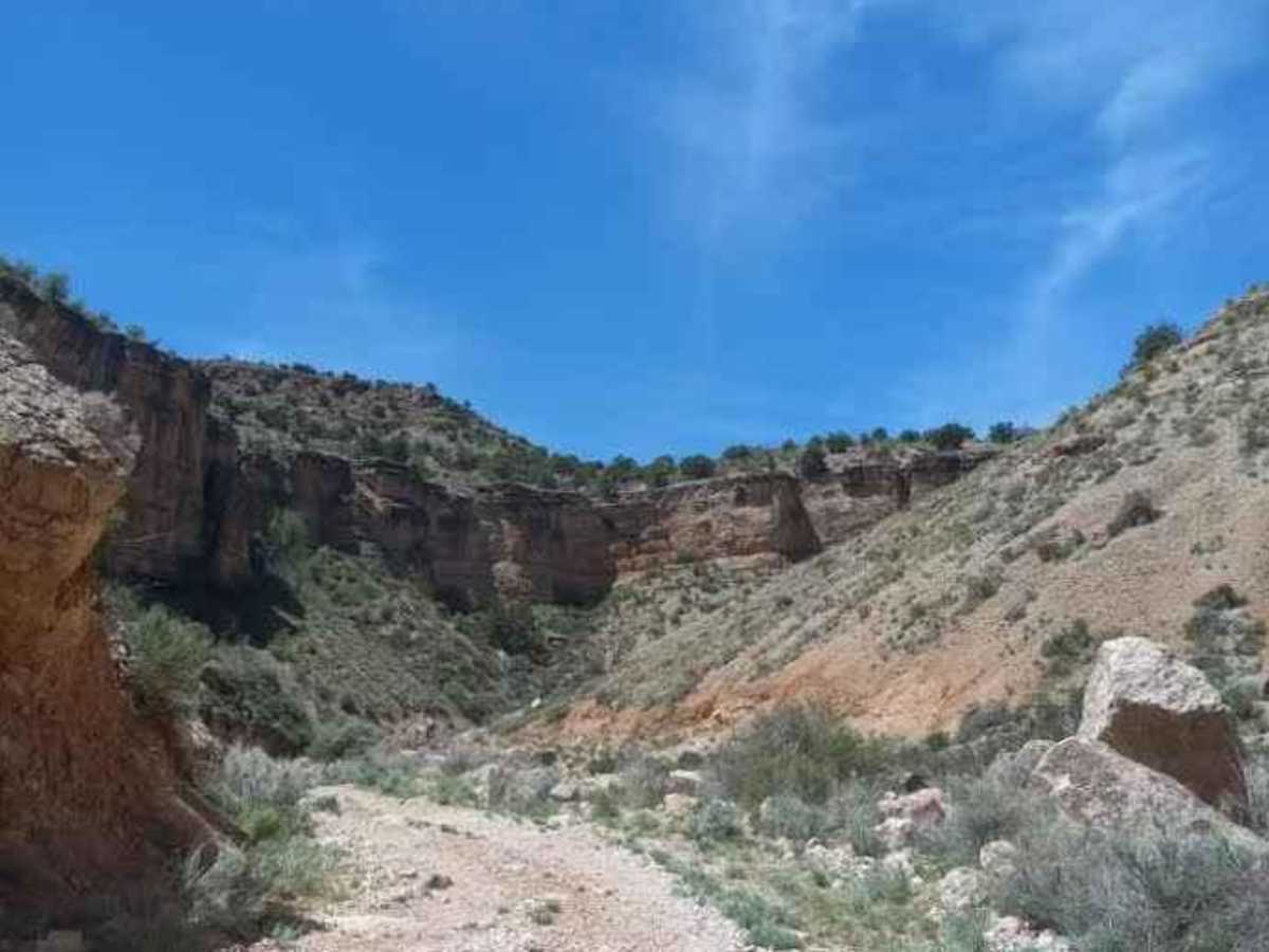 Hack Canyon Trail photo 4