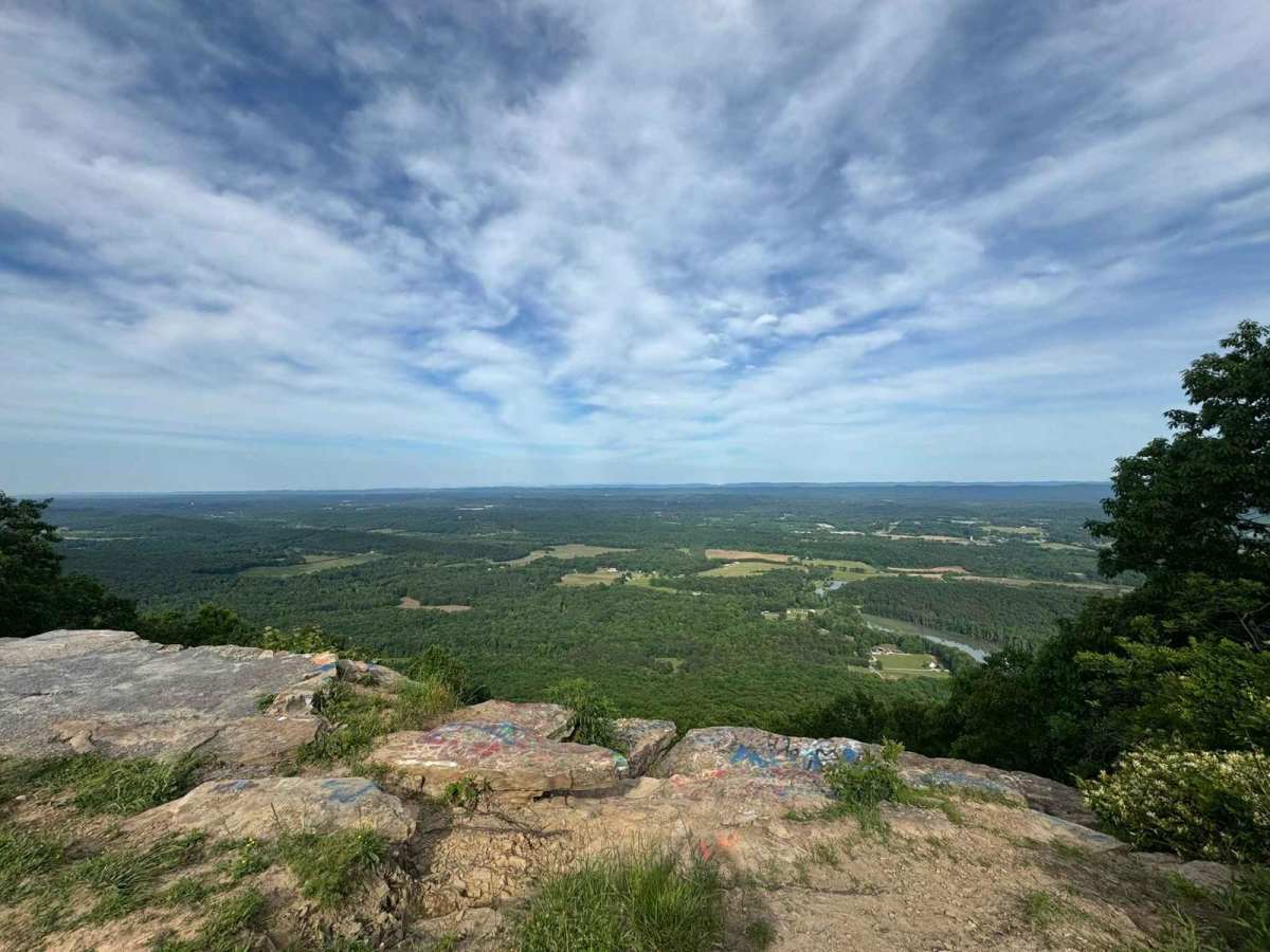 Pigeon Mountain trail photo