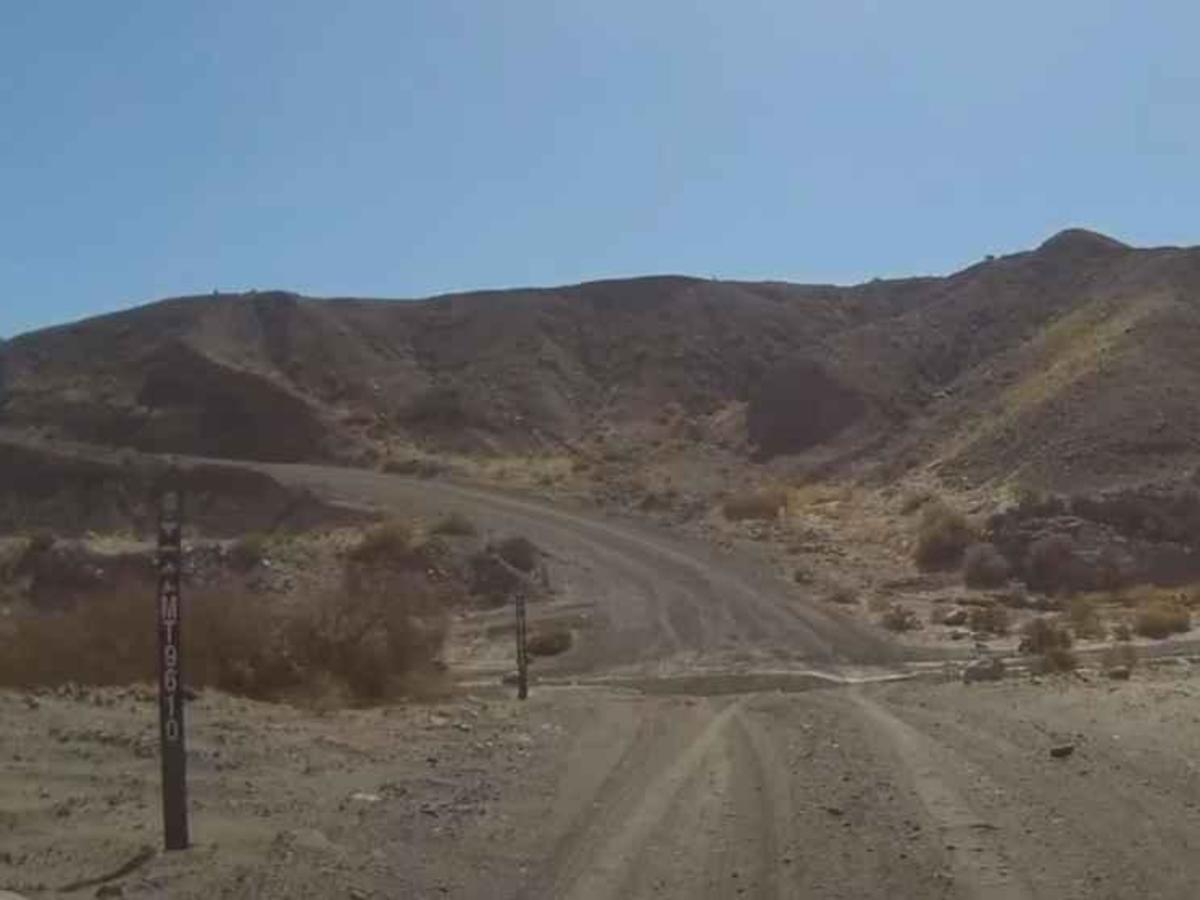 Afton Canyon to the Mojave Megaphone photo 3