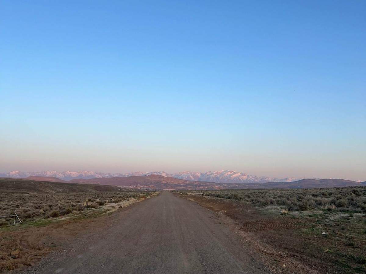 North 5th Street trail photo