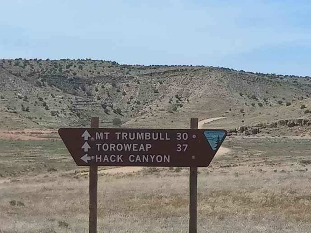 Hack Canyon Trail photo 2
