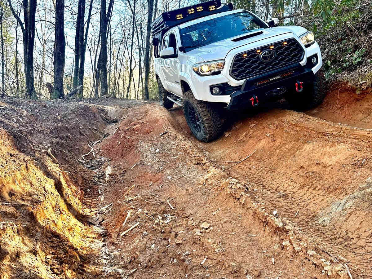 Popcorn Creek trail photo