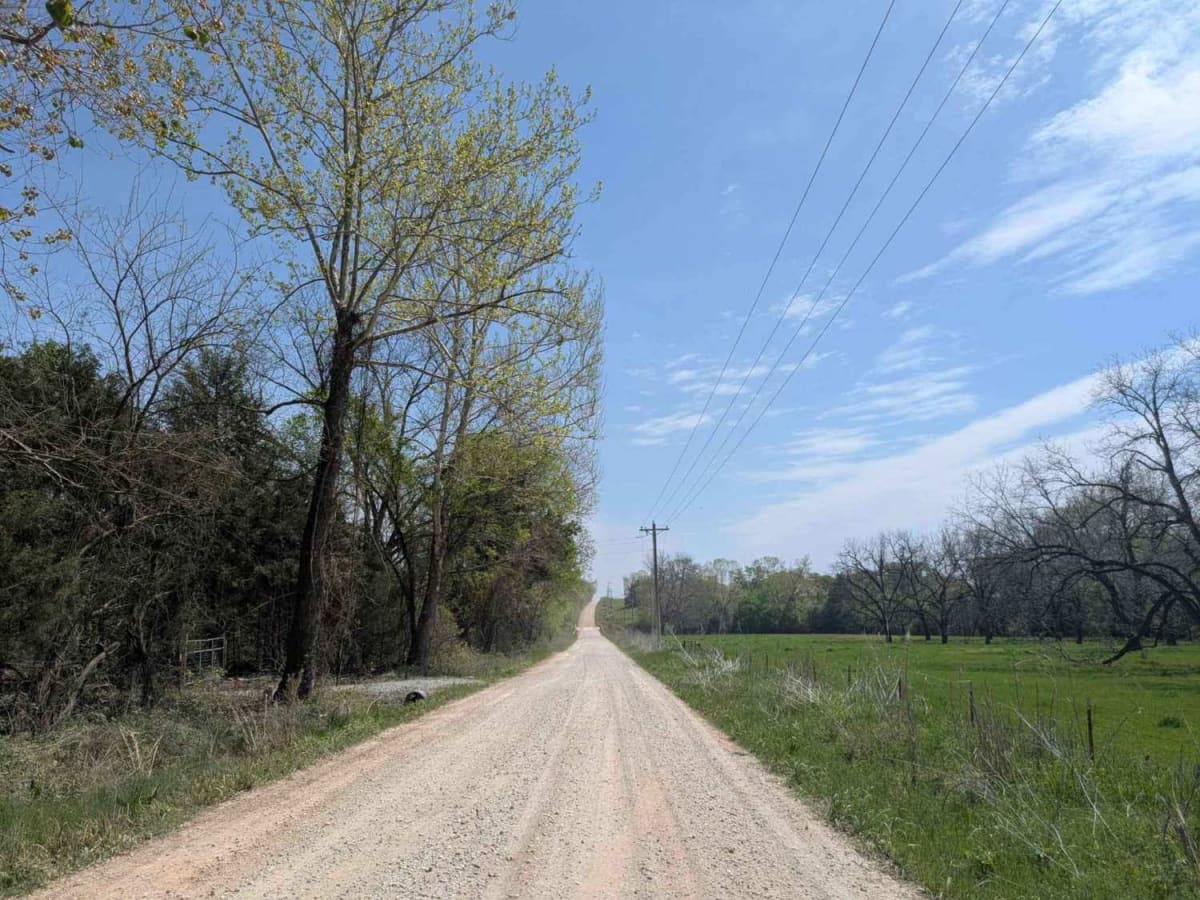 Hendrix Access Road photo 4