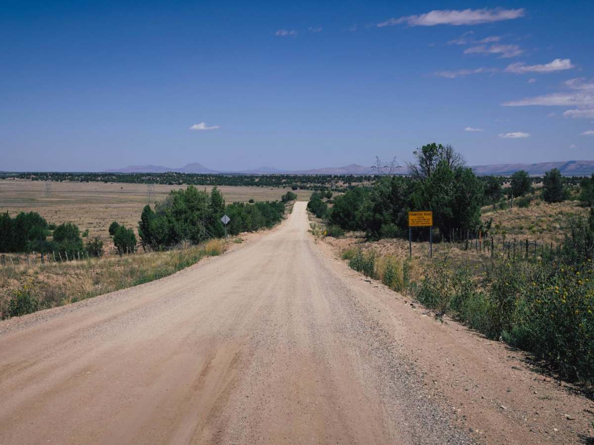 Williamson Valley Road trail photo