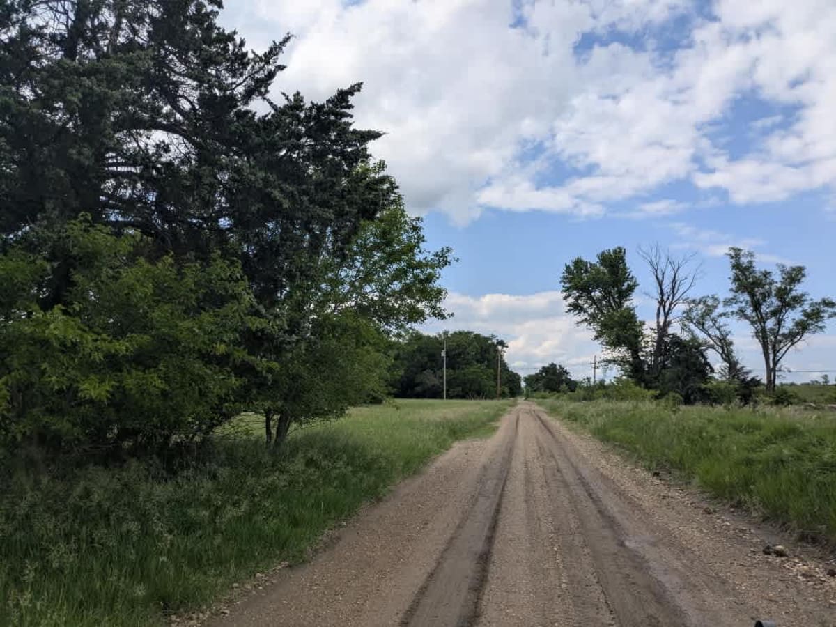 South 150 Road trail photo