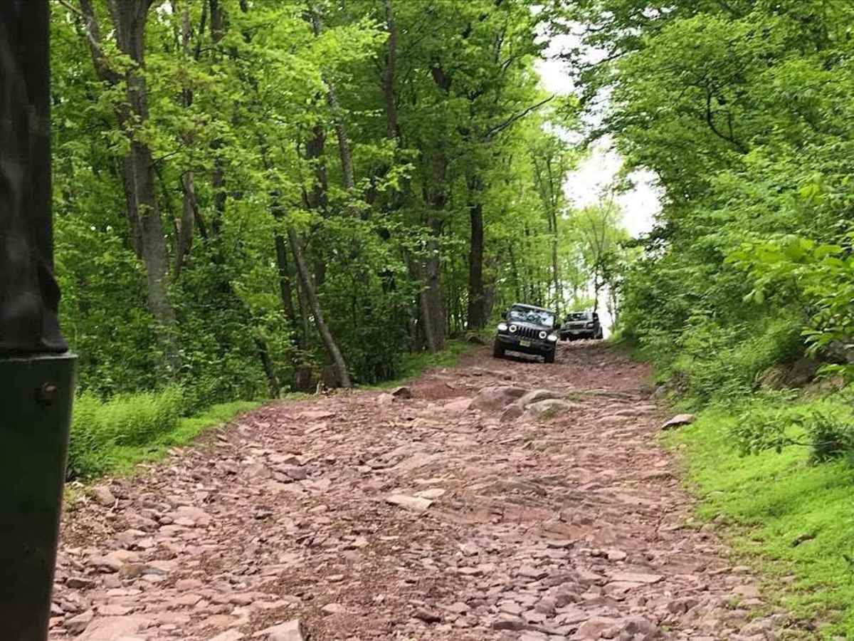 H trail photo