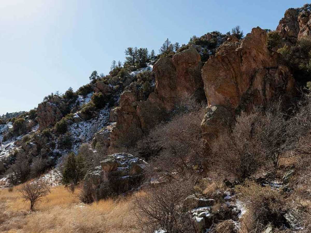 Saddle Rock Canyon Rd photo 2