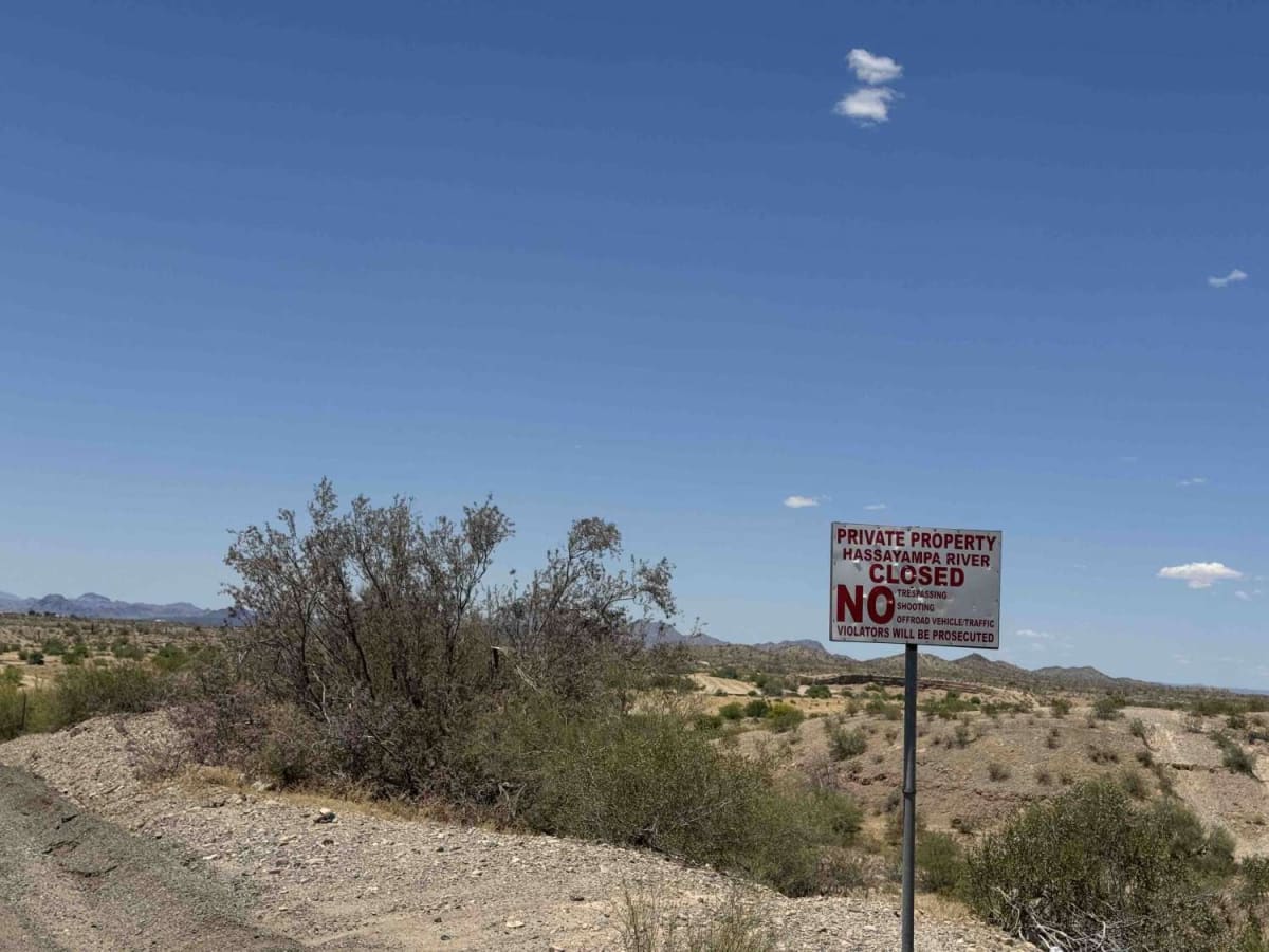 Tonopah-Salome Highway: Sun Valley Parkway to 330th Avenue trail photo
