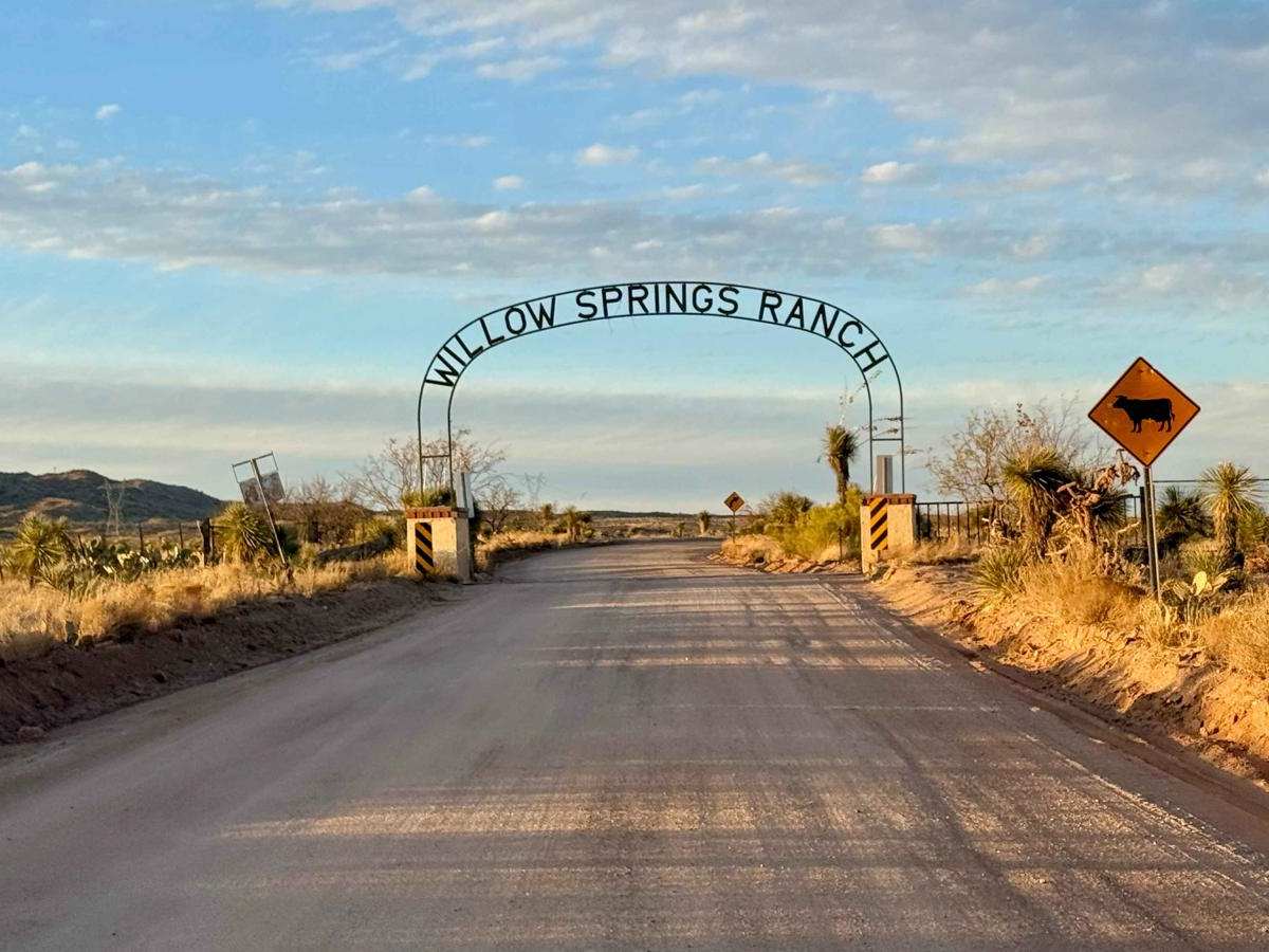 Willow Springs Road trail photo
