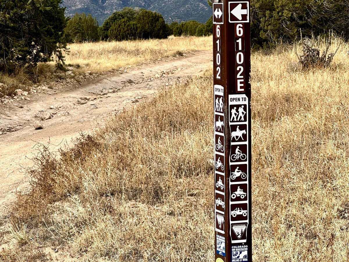 Penrose Commons BLM 6102E photo 2
