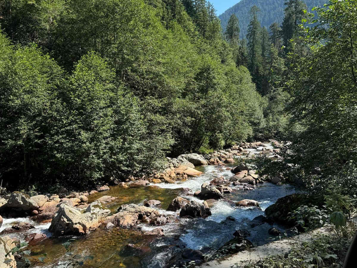 Mountain Loop trail photo