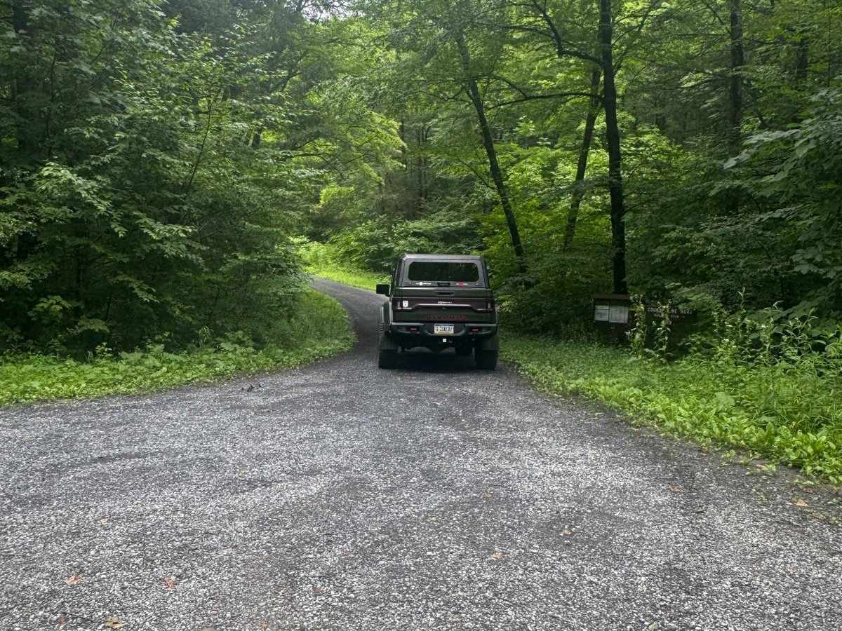 County Line Road photo 3