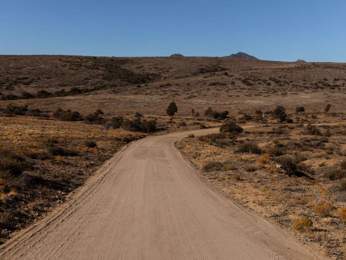 Rogers Ranch Road photo 3