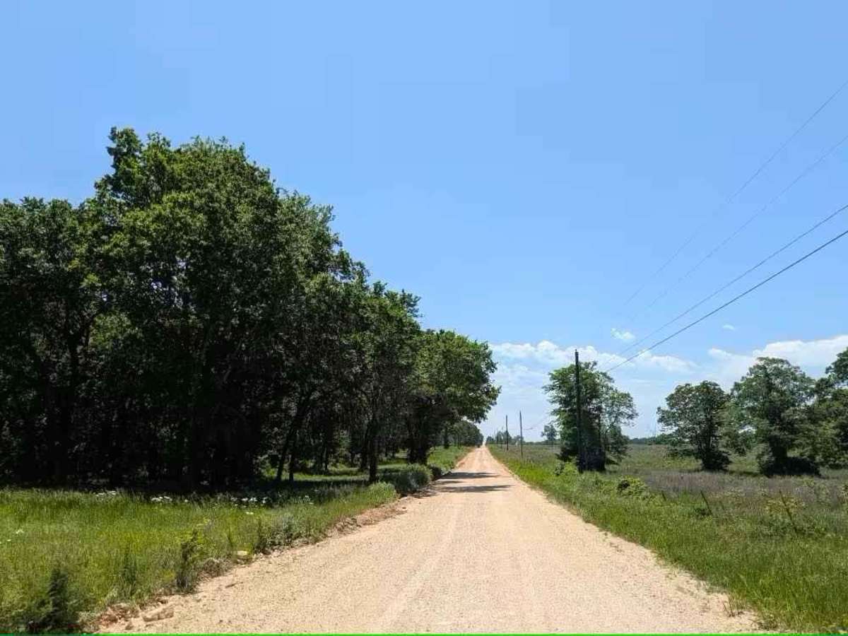 North 440 Road photo 4