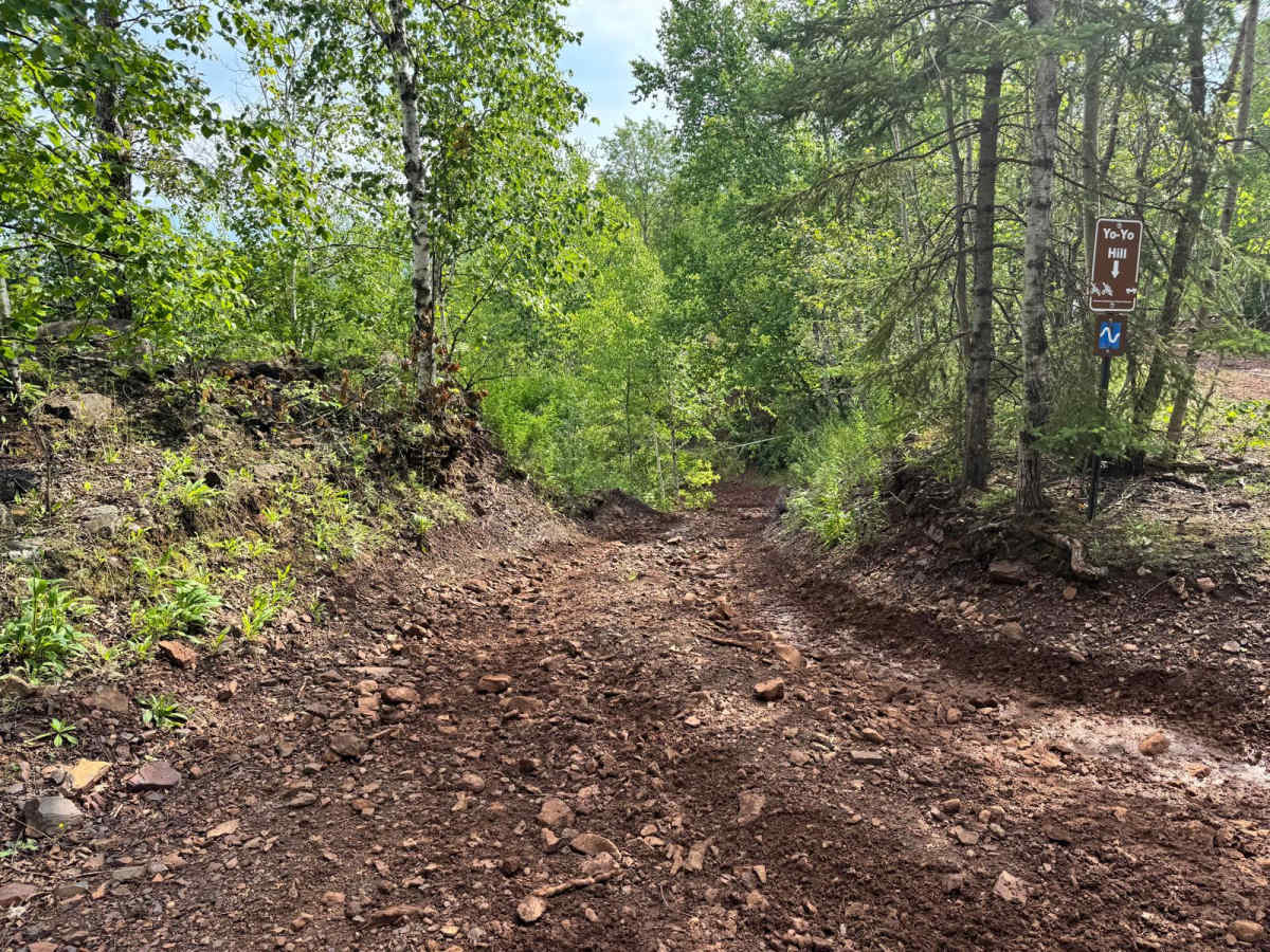 Yo Yo Hill trail photo