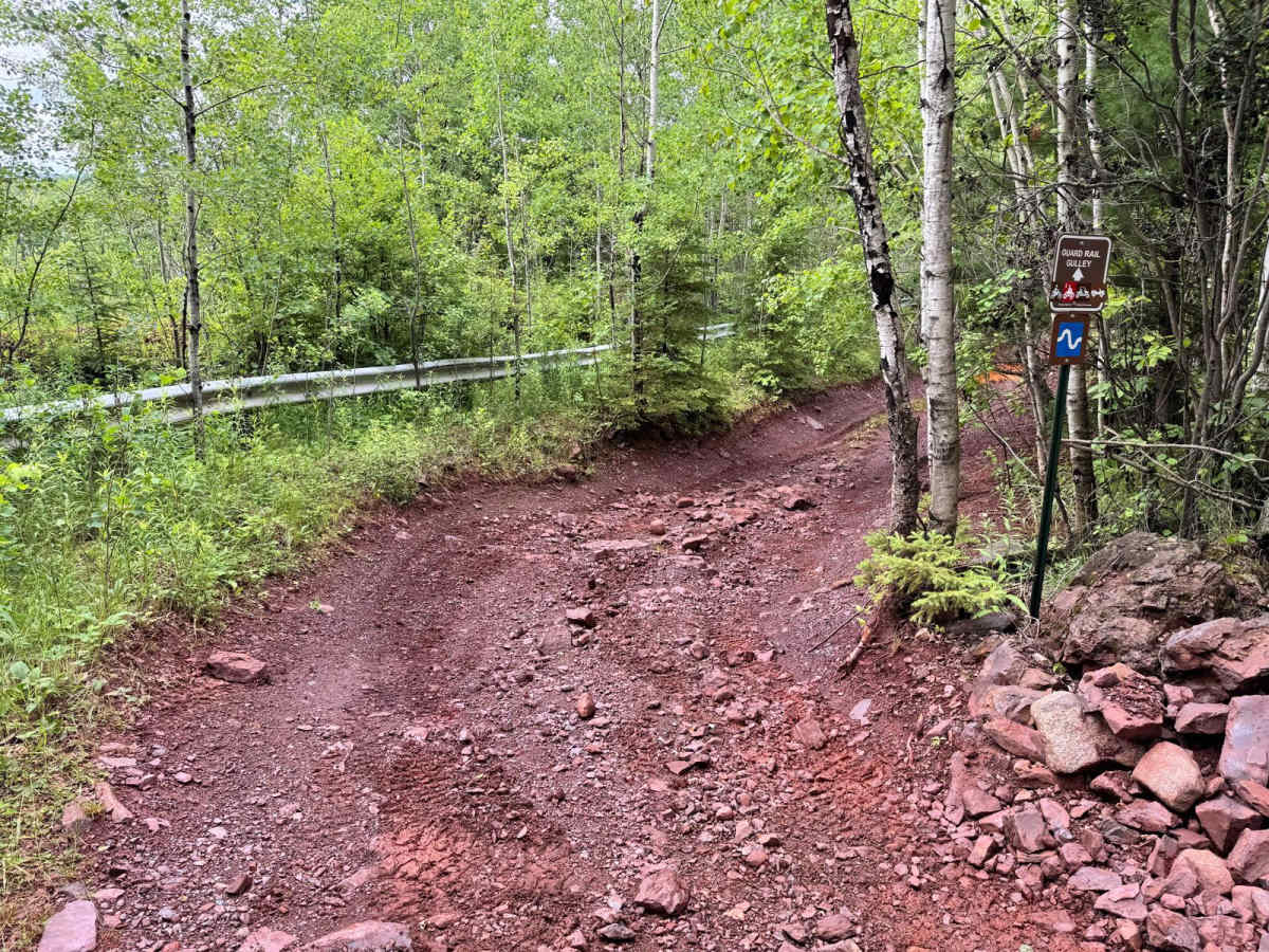 Guard Rail Gulley trail photo